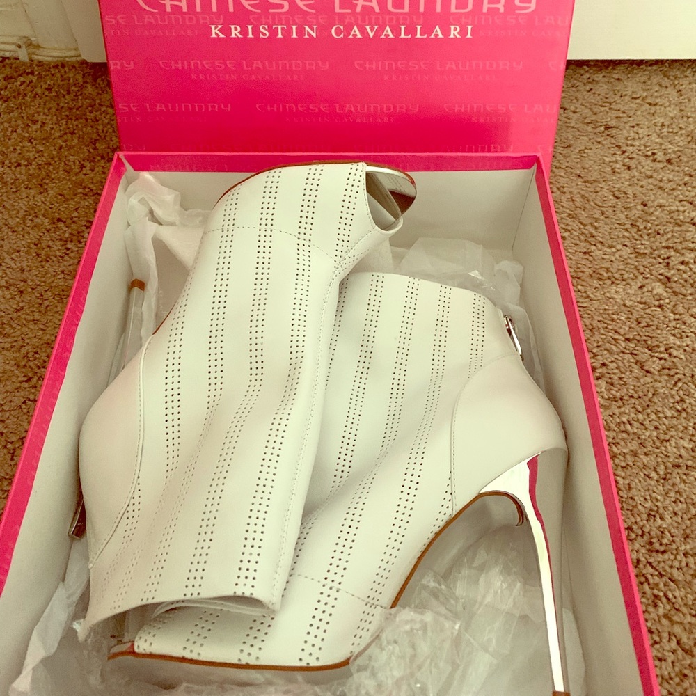 Kristin Cavallari white heels - New
